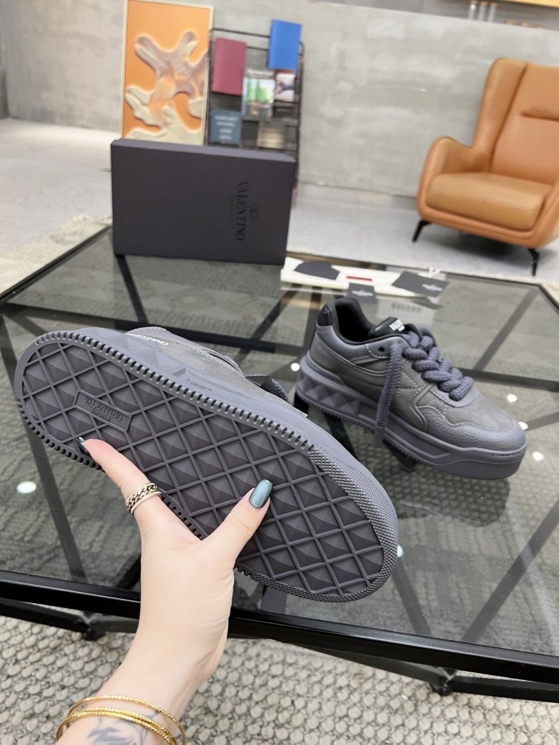 Valentino Sneakers